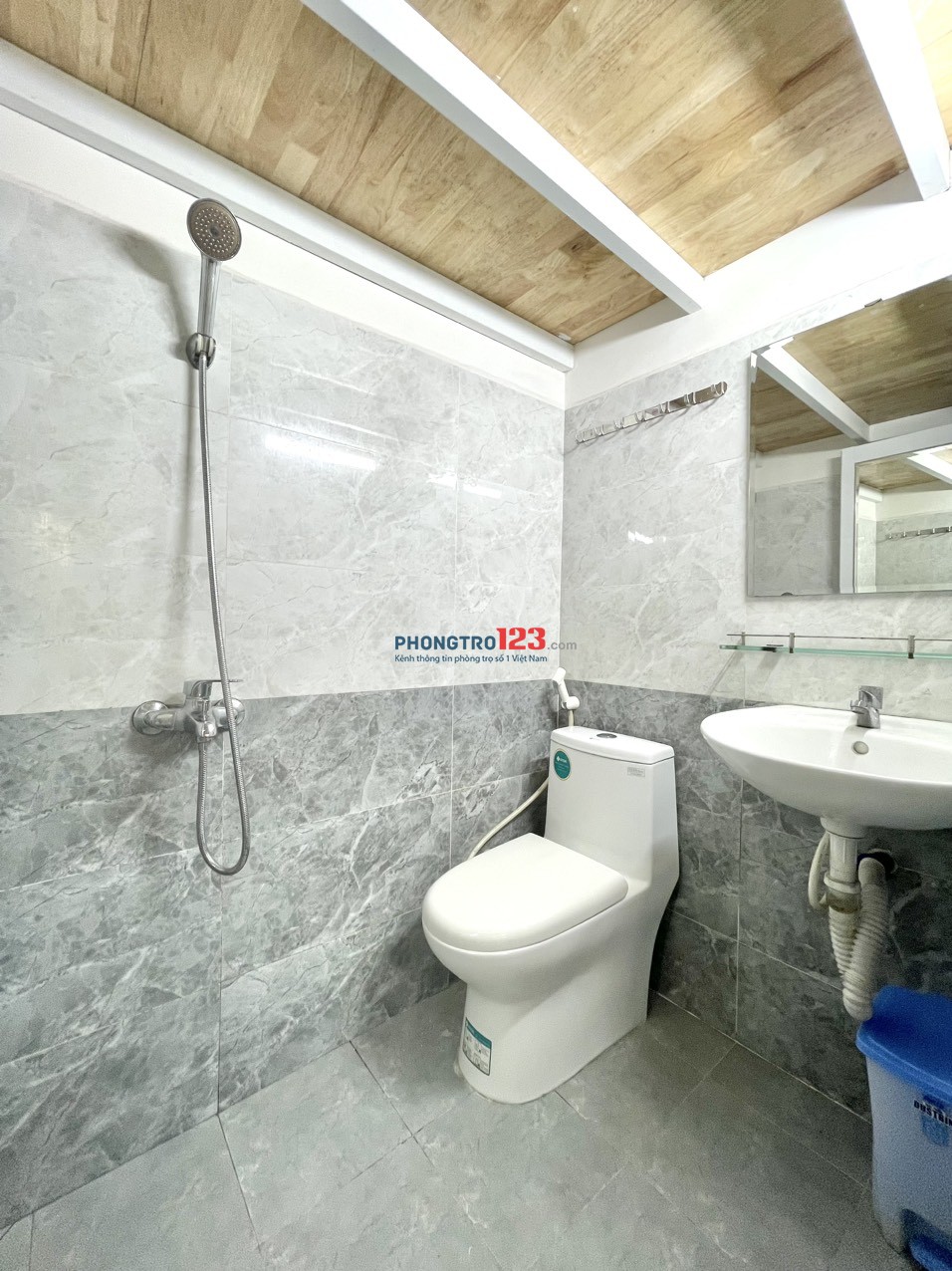 PHÒNG GÁC LỬNG FULL TIỆN NGHI NGAY BV HOÀN MỸ