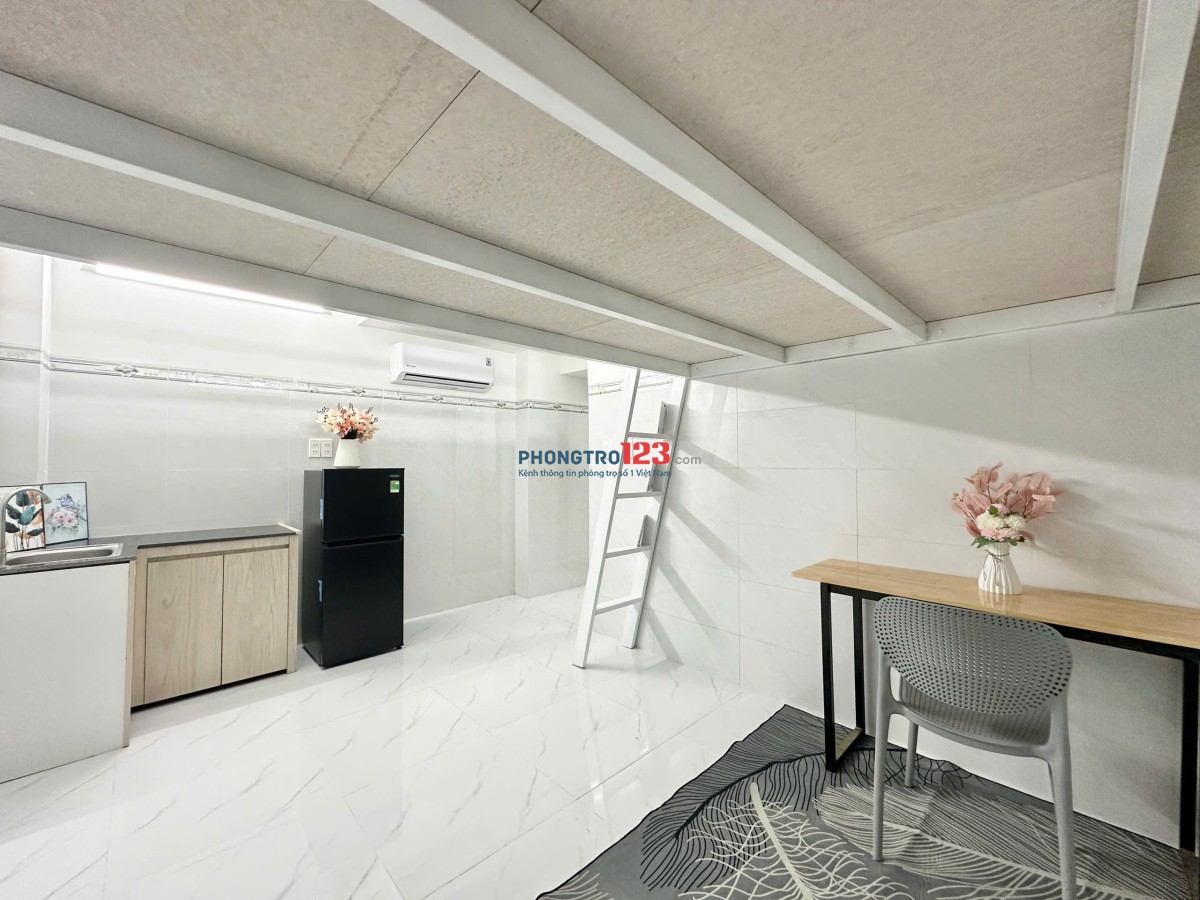 CHO THUÊ PHÒNG TRỌ - SẴN MÁY LẠNH - TỦ LẠNH - NGAY CÔNG VIÊN LÀNG HOA