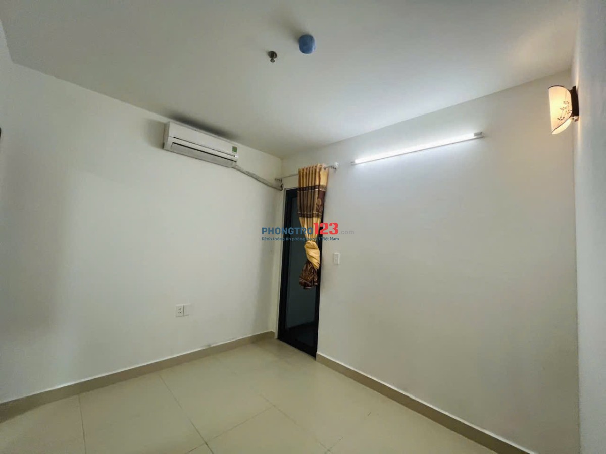 chung cư Carillon 2, Trịnh Đình Thảo, TP: 3p ngủ, nhà mới, ban công, 11triệu