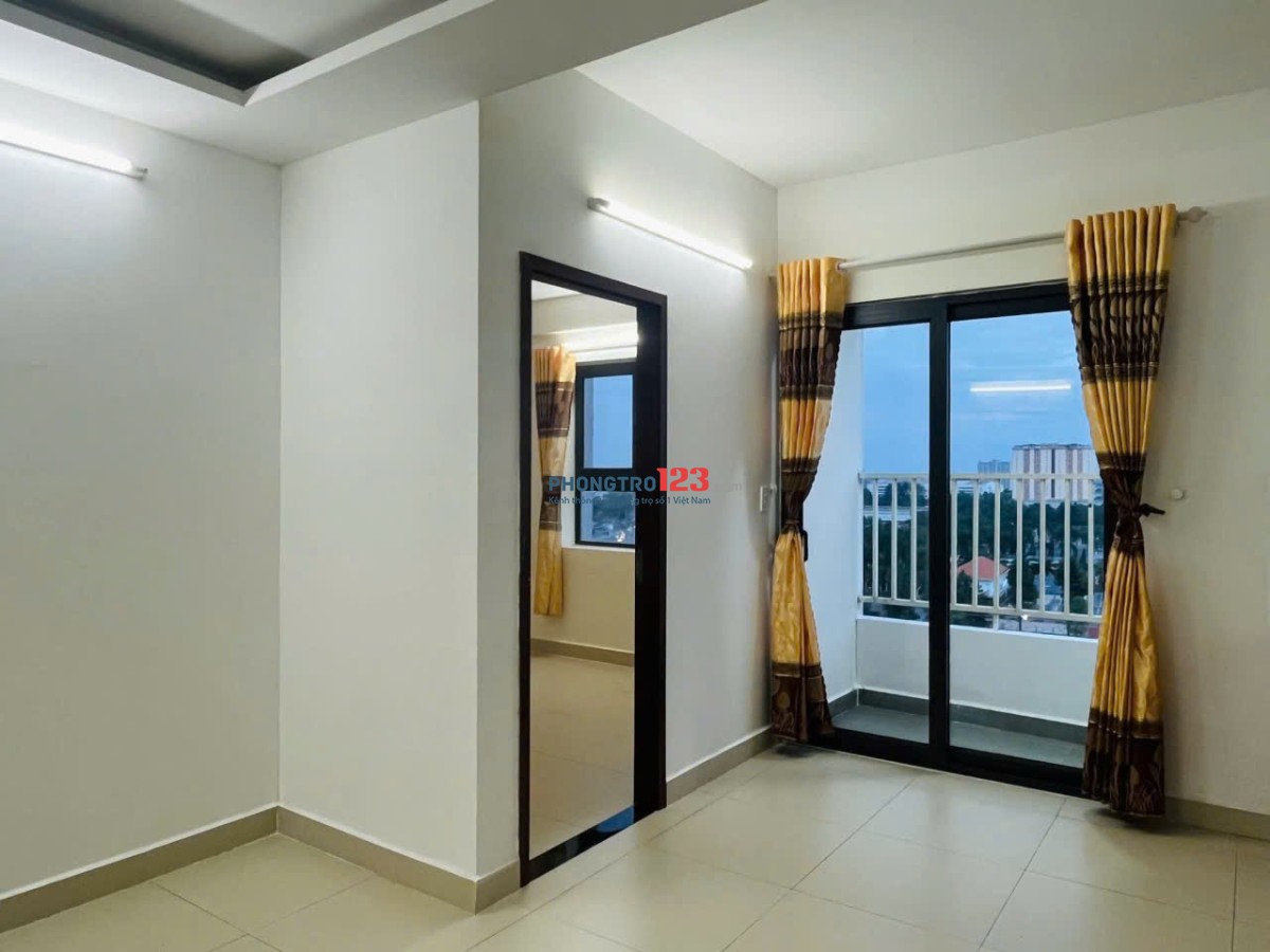 chung cư Carillon 2, Trịnh Đình Thảo, TP: 3p ngủ, nhà mới, ban công, 11triệu