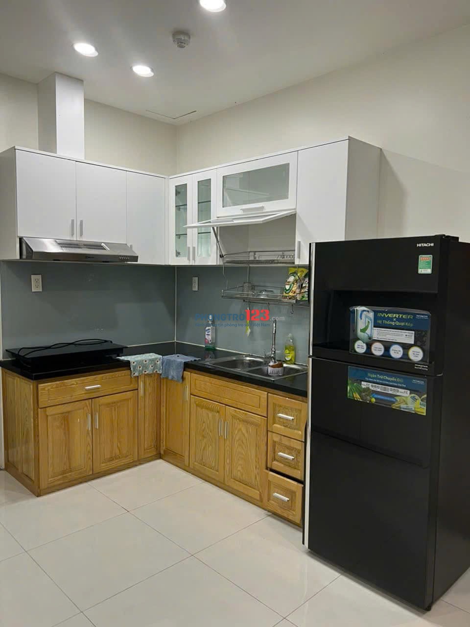 Căn hộ cao cấp C/c Miếu nổi-Bình Thạnh 1p ngủ, ban công giá 9tr/th