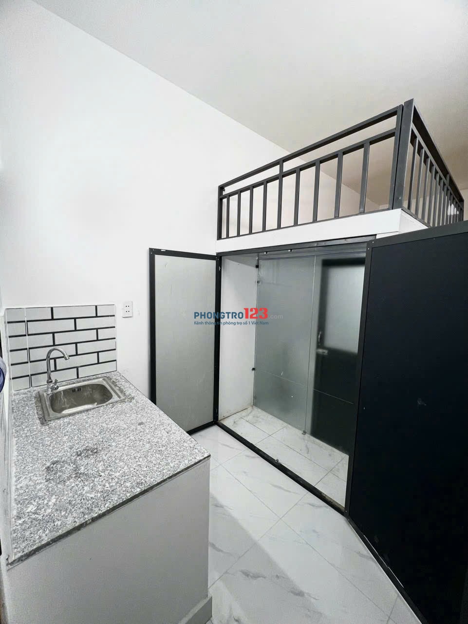 TẶNG NỆM KHI THUÊ PHÒNG 100% Duplex - Cửa sổ trời - 1PN