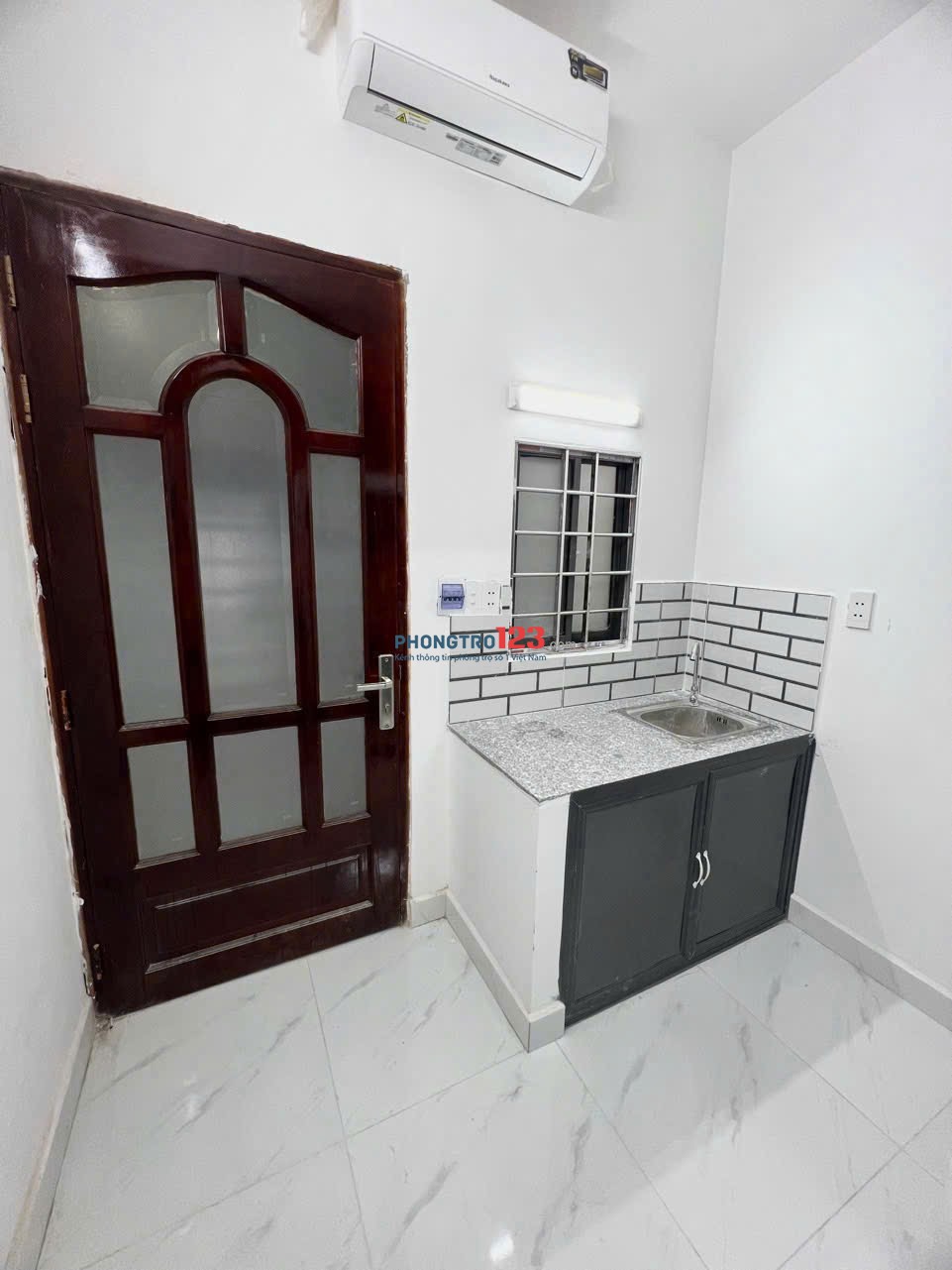 TẶNG NỆM KHI THUÊ PHÒNG 100% Duplex - Cửa sổ trời - 1PN