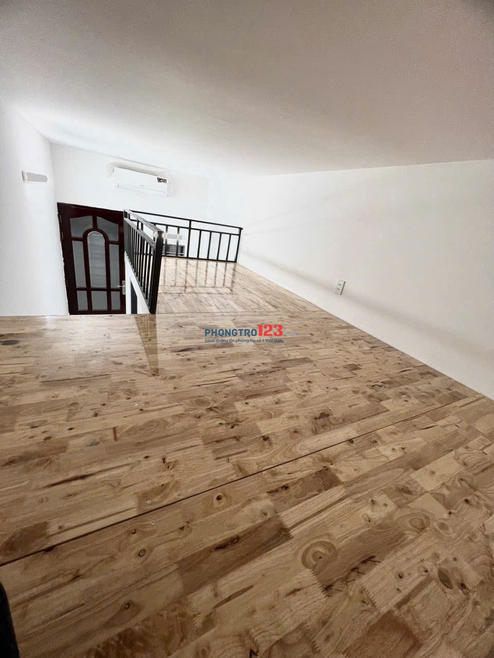 TẶNG NỆM KHI THUÊ PHÒNG 100% Duplex - Cửa sổ trời - 1PN