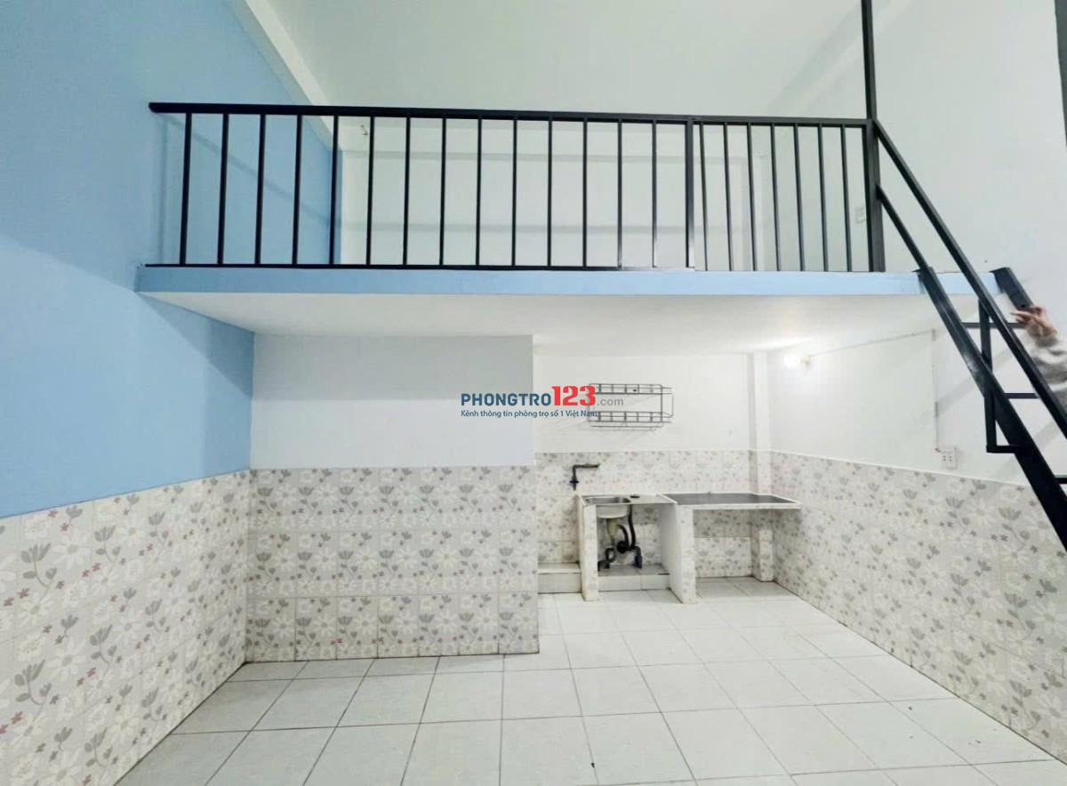 PHÒNG GIÁ RẺ CHỈ 1TR8, NGAY CẦU VƯỢT SÓNG THẦN, CÔNG NGHIỆP SÓNG THẦN