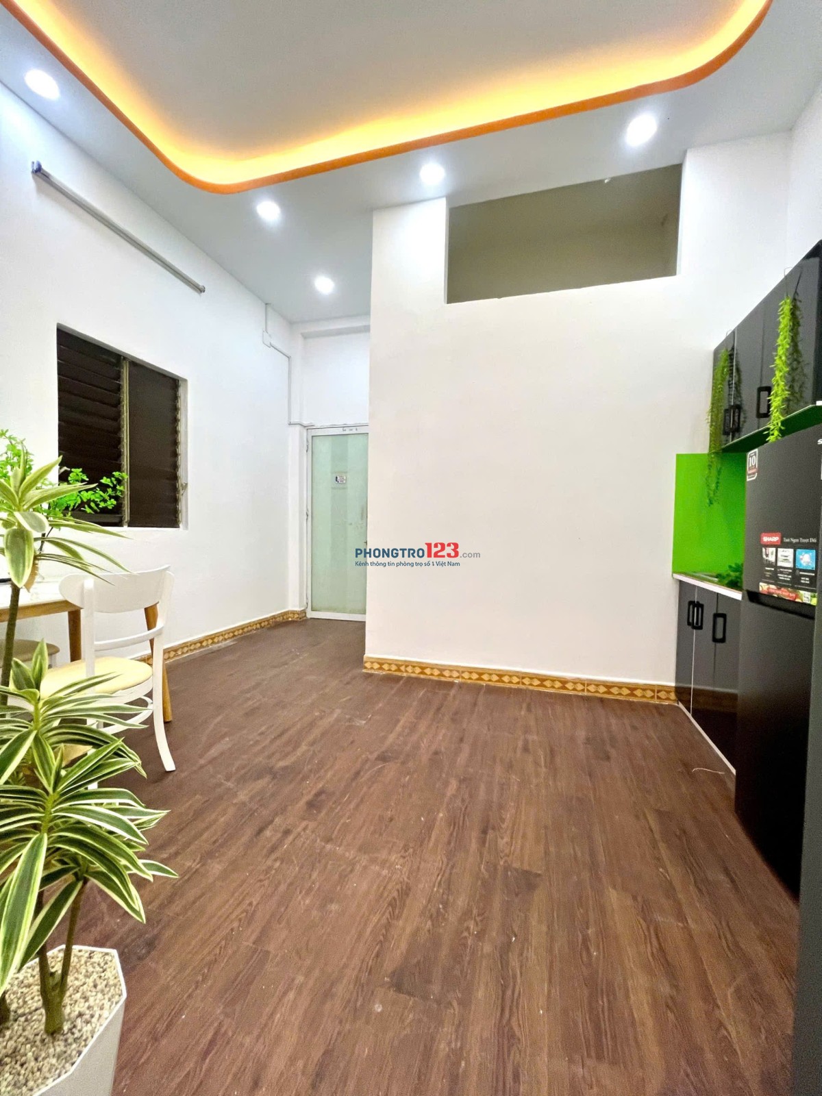 Căn Hộ 2 Phòng Ngủ Full Nội Thất – Máy Giặt Riêng – Cửa Sổ Trời Thoáng Mát – Decor Sẵn – Gần Sân bay