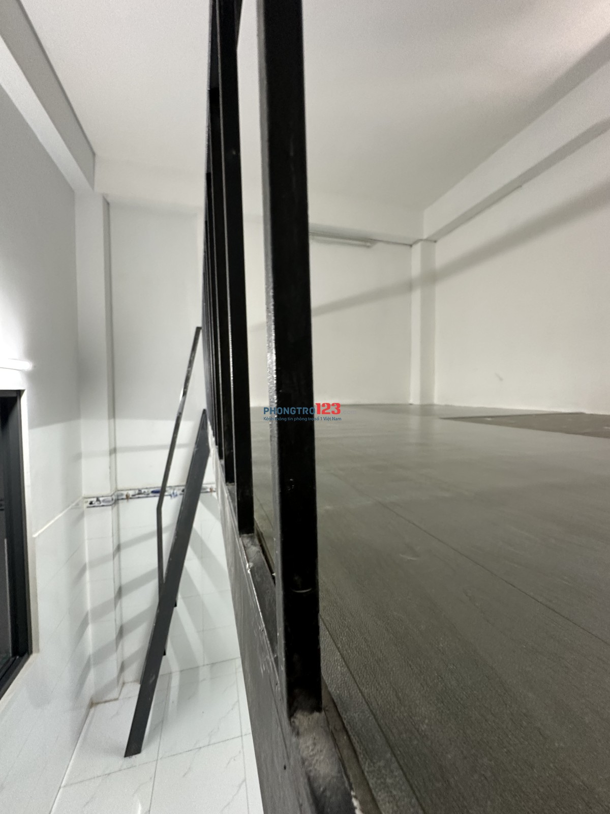 CHO THUÊ PHÒNG TRỌ HẼM 1135 Sạch sẽ thoáng mát phòng mới