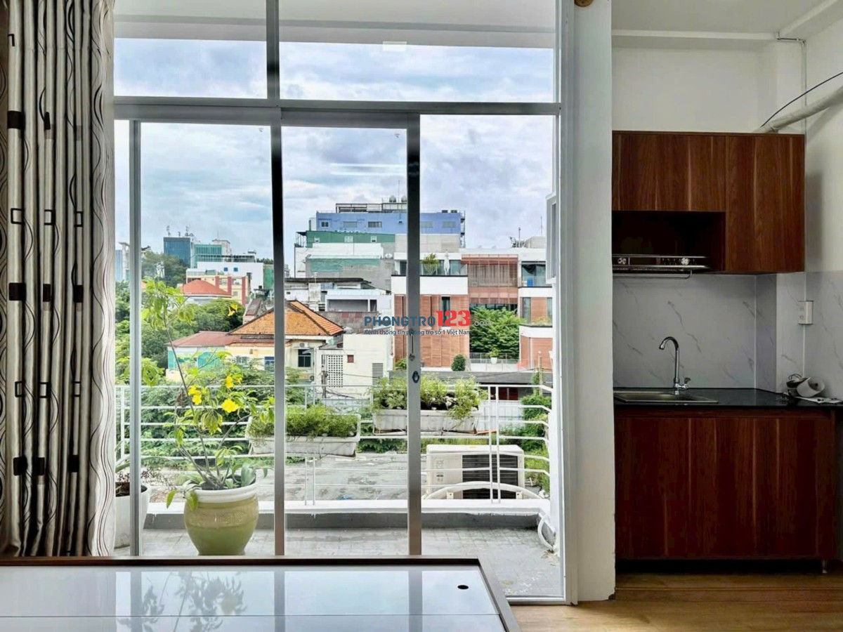 Cho thuê phòng trọ ban công rộng full nội thất Q10, gần Đh Huflit, Đh Hoa Sen, Văn Hiến, Kinh Tế,..