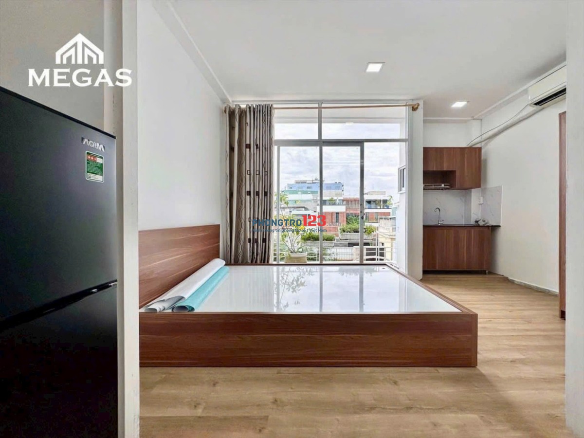 Cho thuê phòng trọ ban công rộng full nội thất Q10, gần Đh Huflit, Đh Hoa Sen, Văn Hiến, Kinh Tế,..