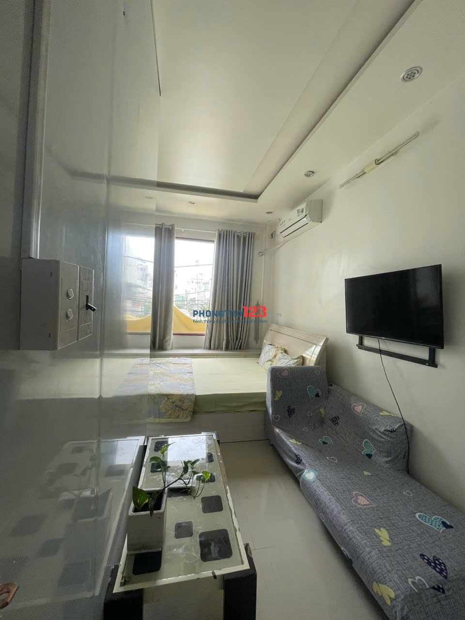 căn hộ dịch vụ ngay Khang Điền, Nguyễn Duy Trinh. 25m² - 2.5triệu. bancony, máy lạnh