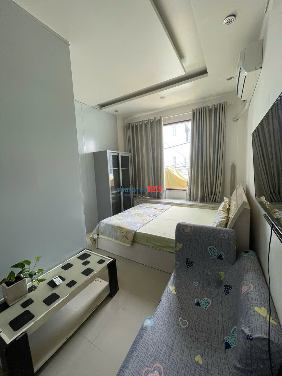 căn hộ dịch vụ ngay Khang Điền, Nguyễn Duy Trinh. 25m² - 2.5triệu. bancony, máy lạnh