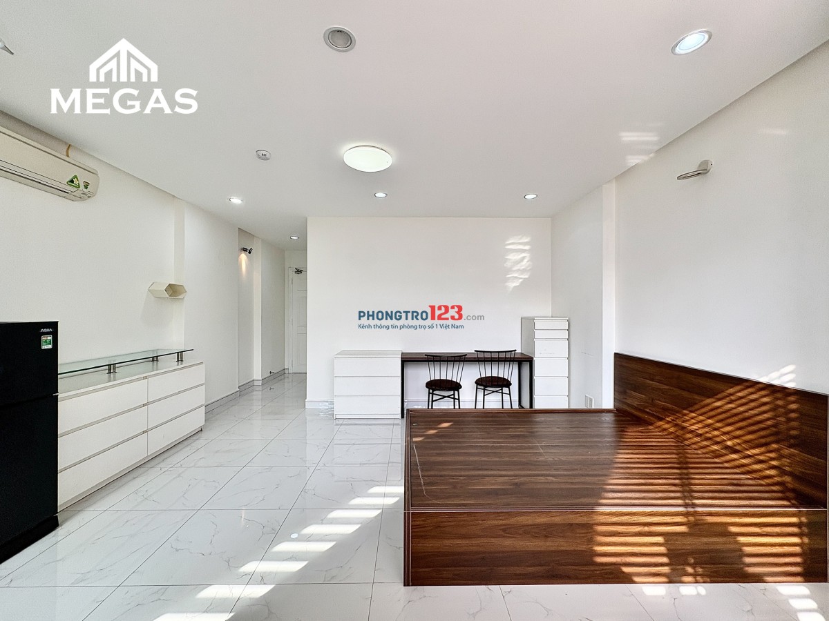 STUDIO BAN CÔNG TÁCH BẾP - NHÀ MỚI 100%