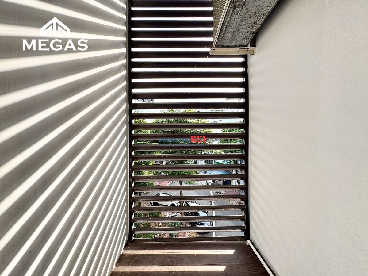 STUDIO BAN CÔNG TÁCH BẾP - NHÀ MỚI 100%