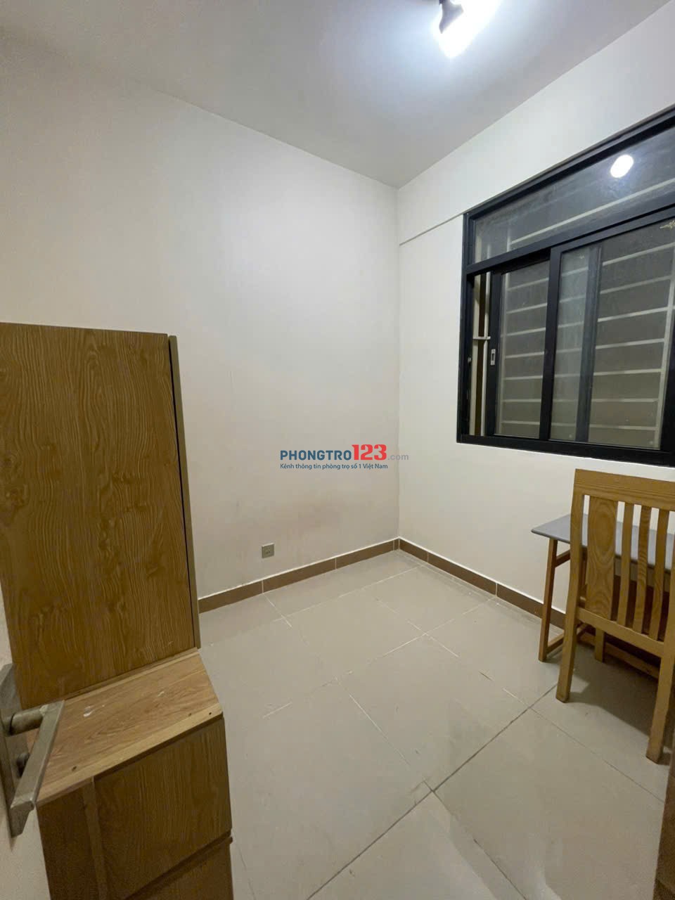 Phòng trọ Cc Era Đức Khải quận 7.có nội thất hoặc trống từ 1,7tr-4,5tr.đủ tiện nghi và dịch vụ.