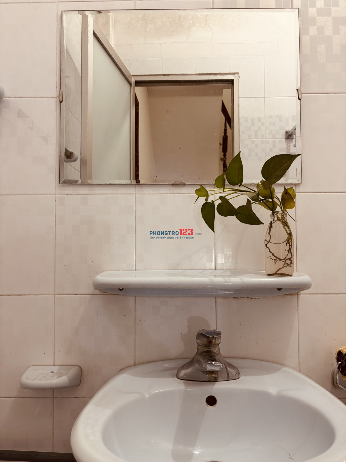 Phòng trọ đủ đồ ngõ 40 Tạ Quang Bửu - trung tâm Bách Kinh Xây