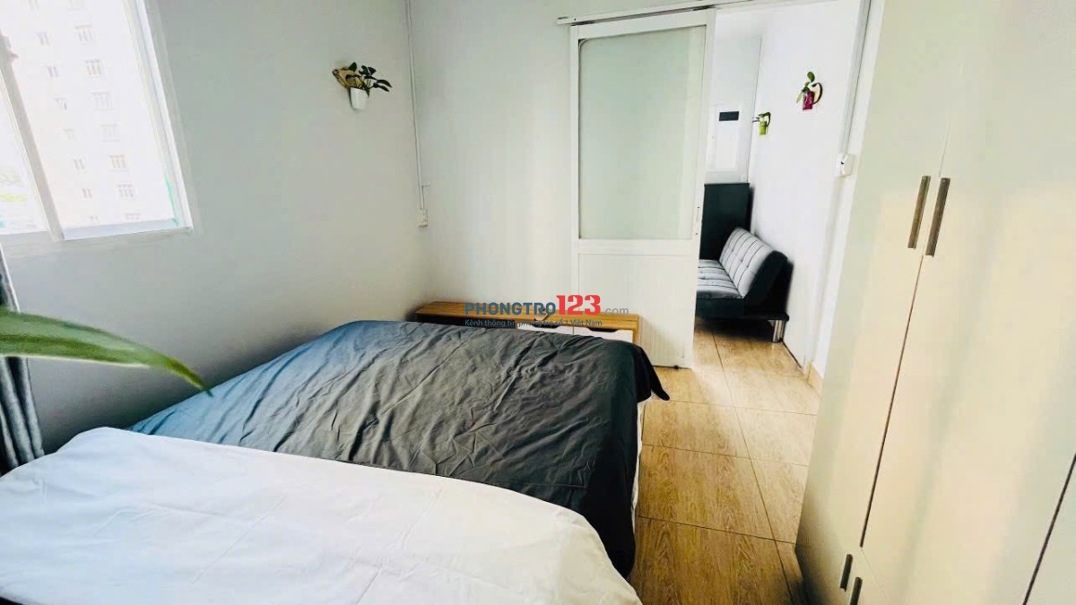 Cho thuê căn 1 phòng ngủ ban công nhận xe điện ở Trà Khúc Tân Bình gần sân bay cv Hoàng Văn Thụ
