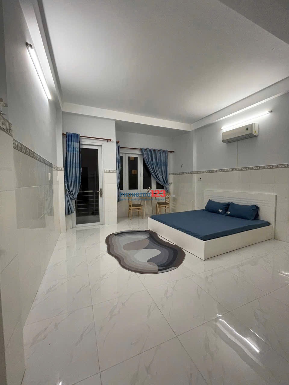 CĂN HỘ BAN CÔNG NGAY LÝ THƯỜNG KIỆT TÂN BÌNH GẦN QUẬN 11 QUẬN 10