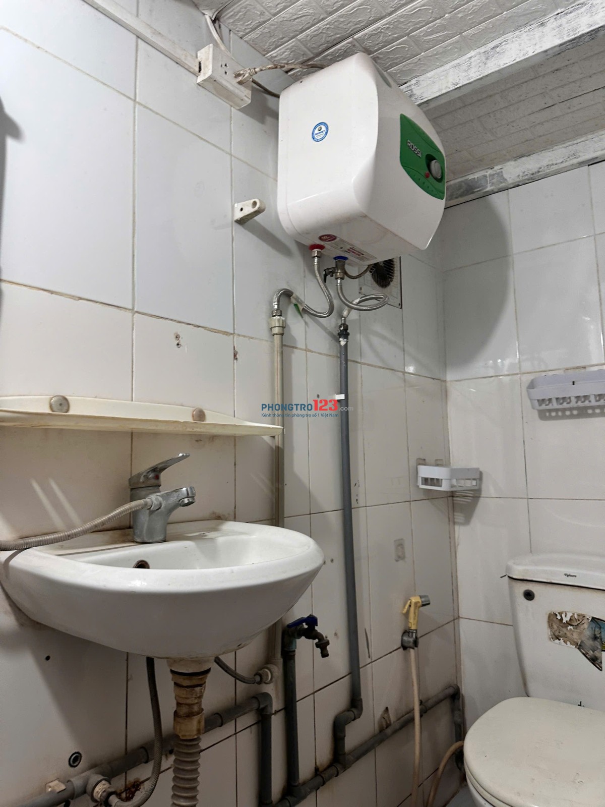 Nhà riêng chính chủ đủ đồ 60m/5tr có 3PN, có điều hoà, đủ tiện nghi, Điện nước giá Dân