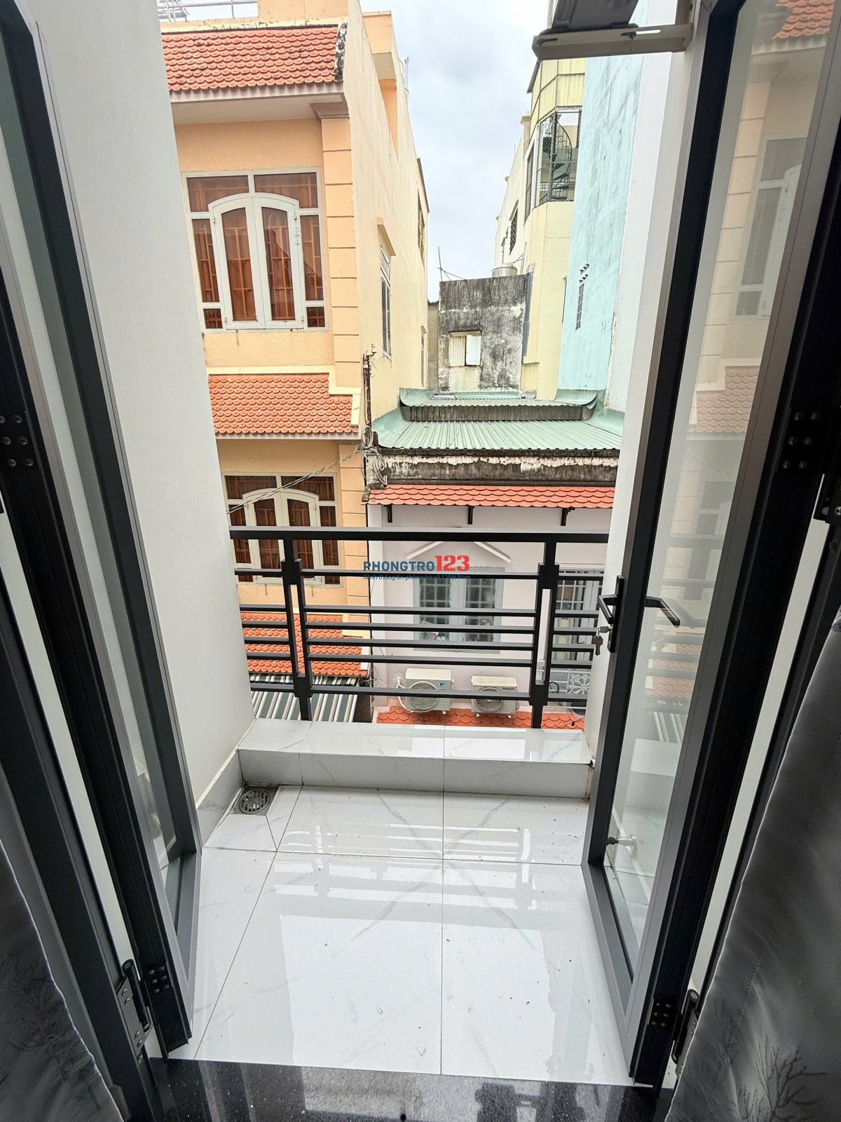 KHAI TRƯƠNG PHÒNG MỚI CÓ BAN CÔNG , 32m2 , GIÁ TỐT, NGAY ĐƯỜNG NGUYỄN ĐÌNH CHIỀU Q3