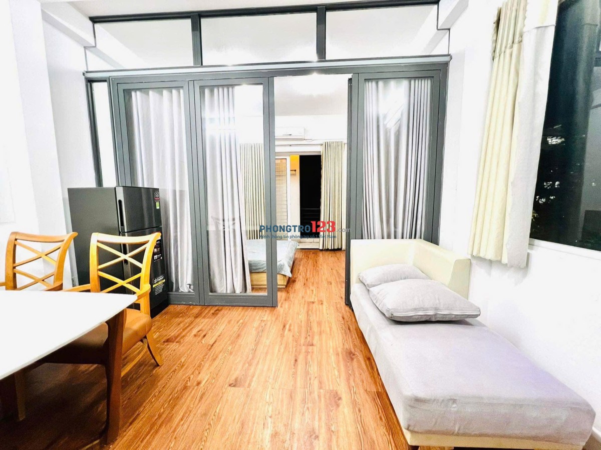 Cho thuê căn hộ full nội thất tách bếp có ban công Q4- gần cầu Calmette, cầu Ông Lãnh, Bến Vân Đồn,…