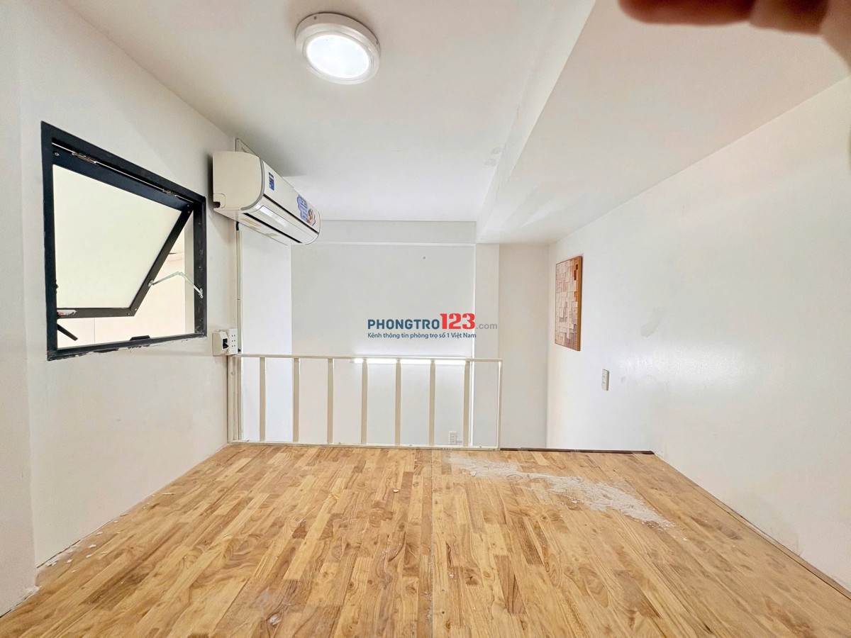 Căn hộ duplex full nội thất ban công lớn gần sân bay tân sơn nhất, lăng cha cả, quận tân bình