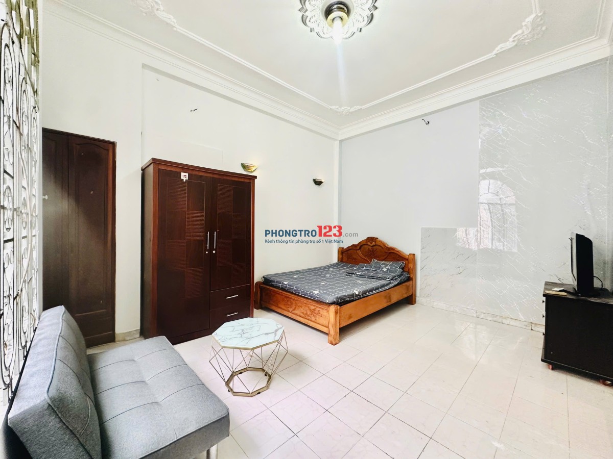Căn hộ studio full nội thất rộng 40m2 gần sân bay tân sơn nhất, lăng cha cả ga t3