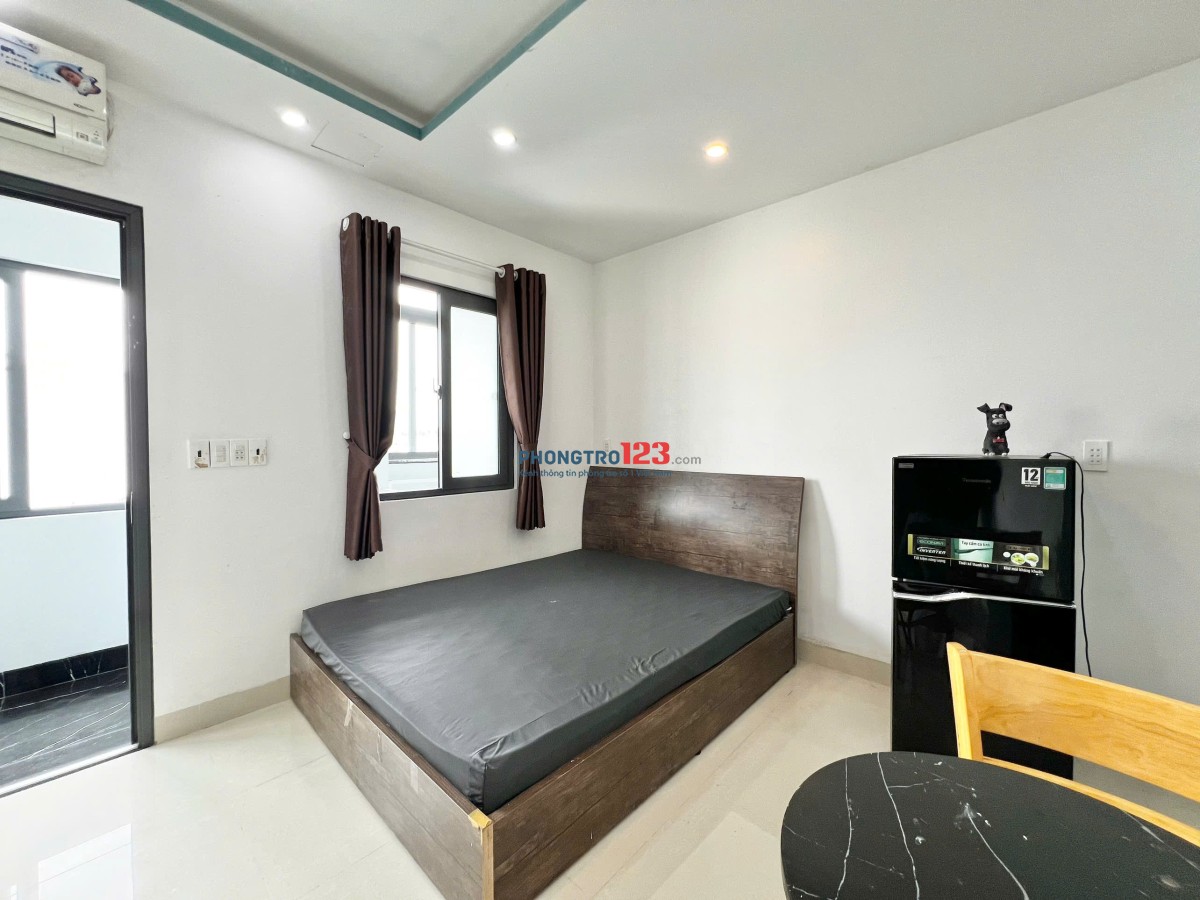 Căn hộ quận 4 giá 5tr6 có cửa sổ sát trung tâm Sài Gòn