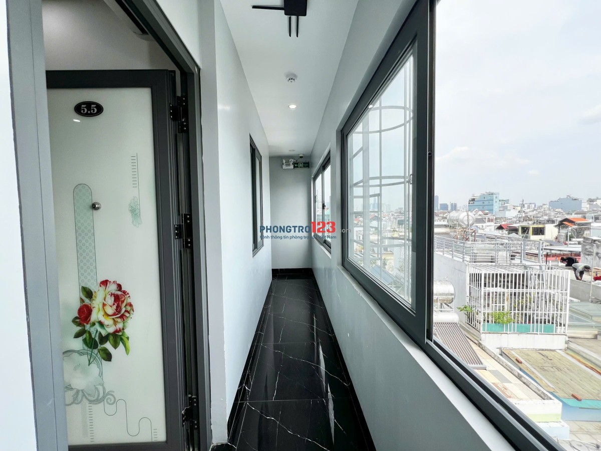 Căn hộ quận 4 giá 5tr6 có cửa sổ sát trung tâm Sài Gòn