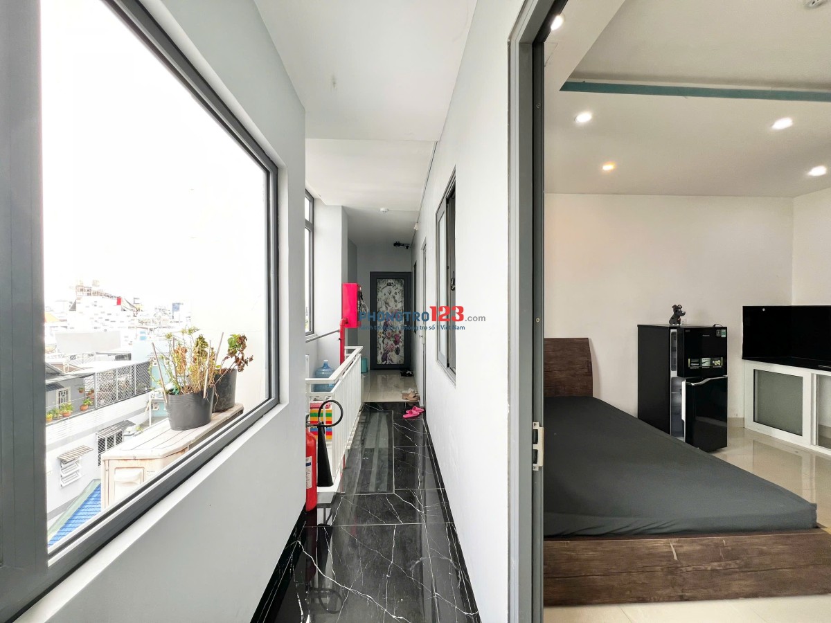 Căn hộ quận 4 giá 5tr6 có cửa sổ sát trung tâm Sài Gòn