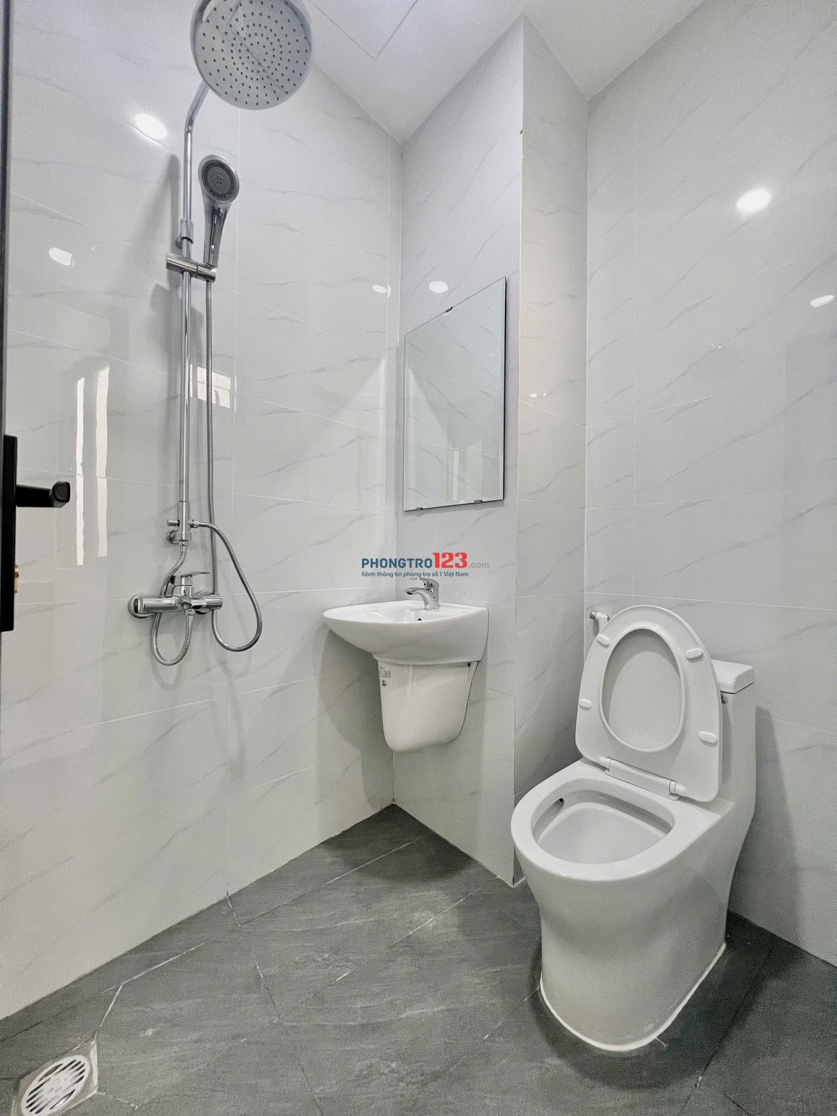 STUDIO AN NINH, FULL NỘI THẤT ĐỐI DIỆN NTĐ PHÚ THỌ, ĐH BÁCH KHOA