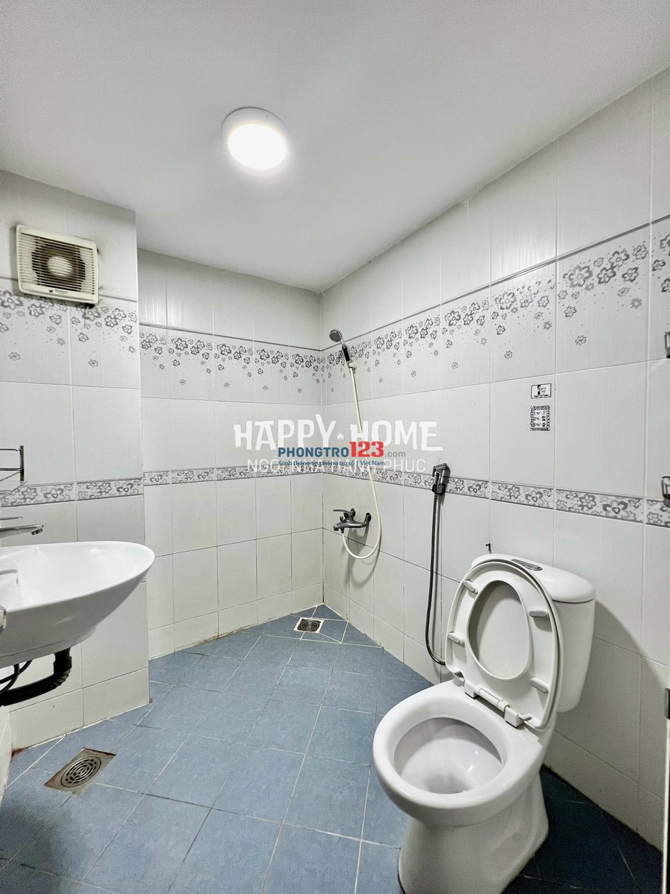 STUDIO BAN CÔNG + CỬA SỔ SIÊU THOÁNG – TRẦN QUANG DIỆU, Q3 108/56A Trần Quang Diệu, Q3