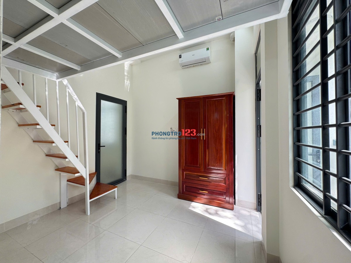 PHÒNG BAN CÔNG FULL NỘI THẤT NGAY NGÃ TƯ BẢY HIỀN