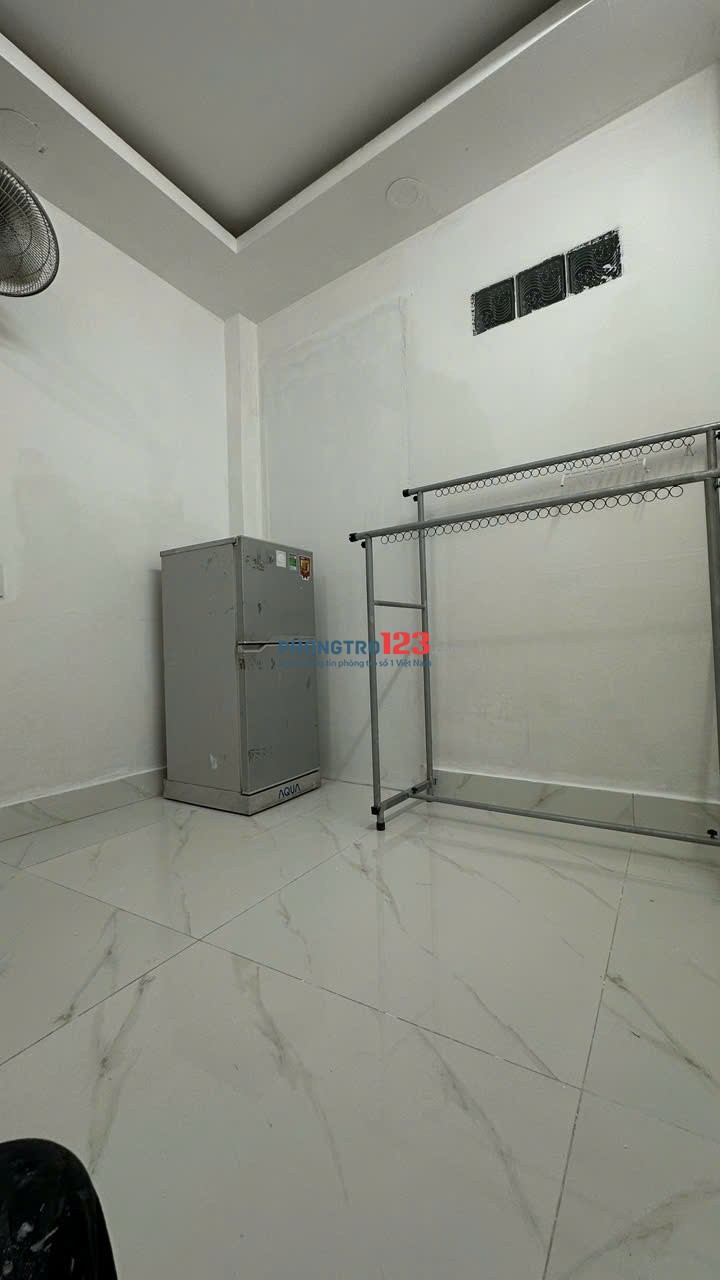 Phòng Mới 100% ngay trung tâm quận 3