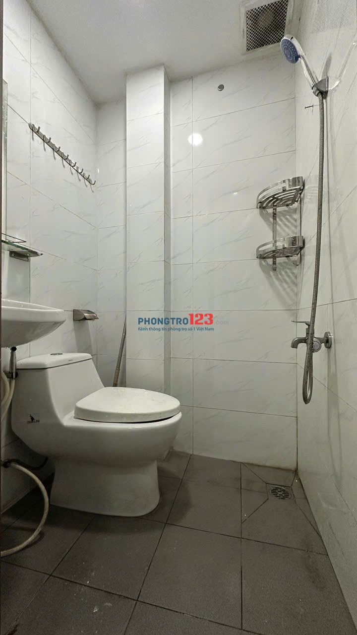 Phòng Mới 100% ngay trung tâm quận 3
