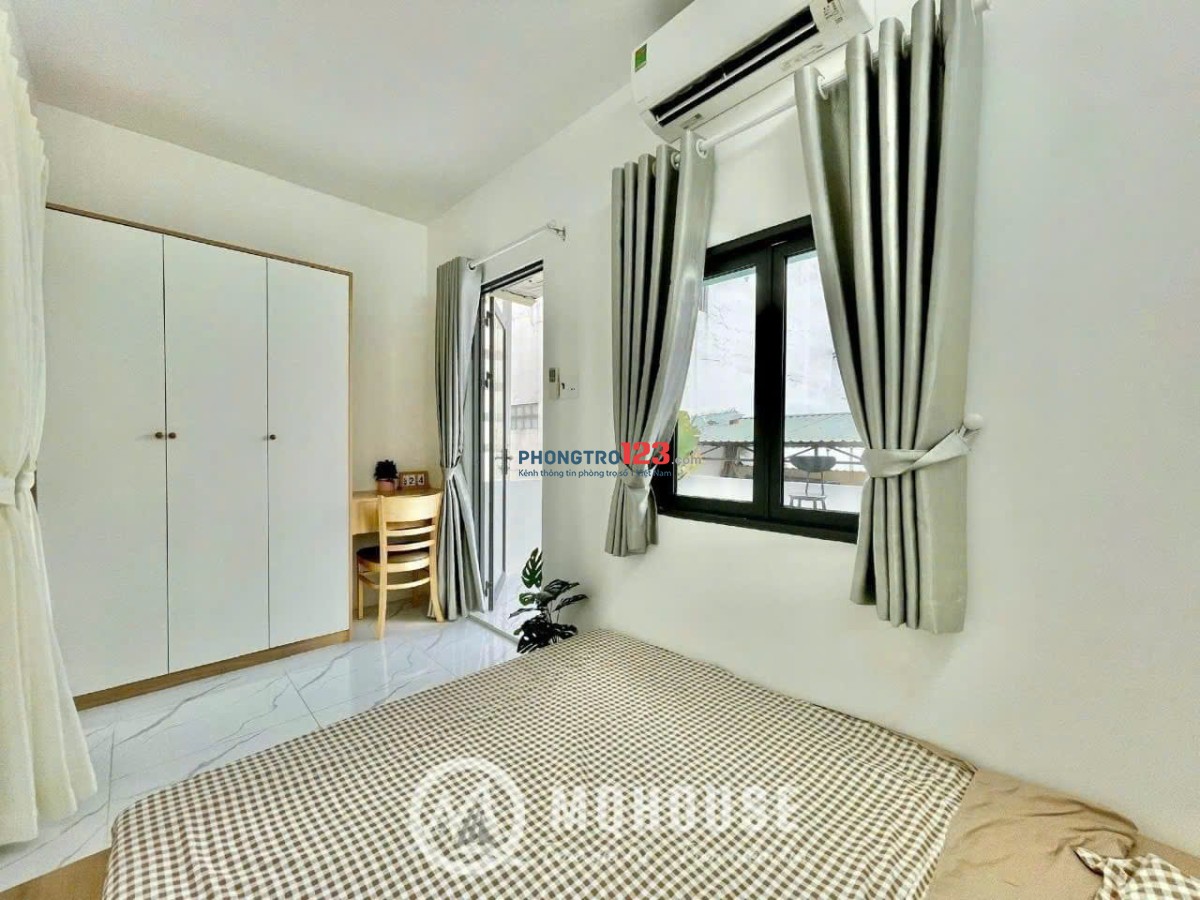 Căn hộ dịch vụ , Full nội thất ,có ban công cực chill