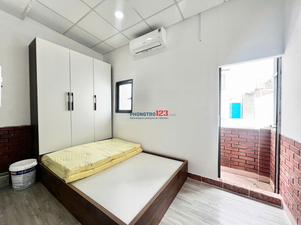 Phòng Trọ 1 Phòng Ngủ - Tách Bếp - Ban Công - Mới Tinh 100% - 40m2 - Gần Đại Học Kiến Trúc