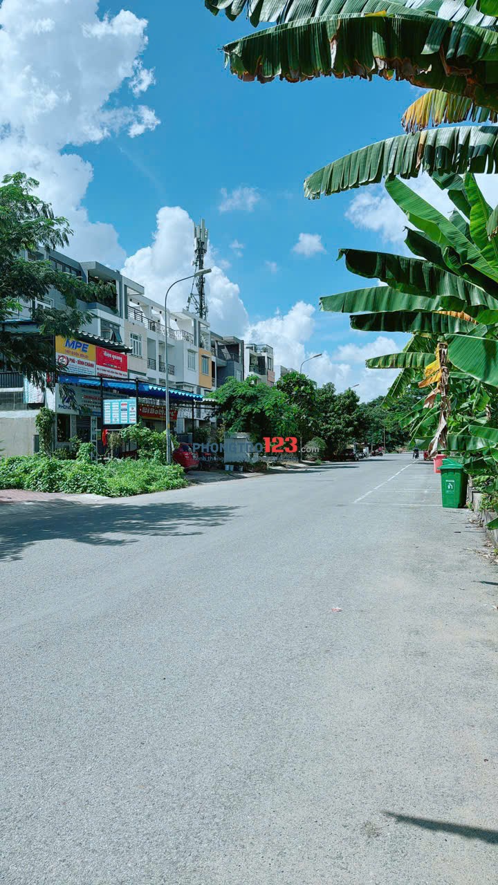 Chính chủ cho thuê phòng 30m2 ở KDC 13E Intresco đối diện ĐH Văn Hiến