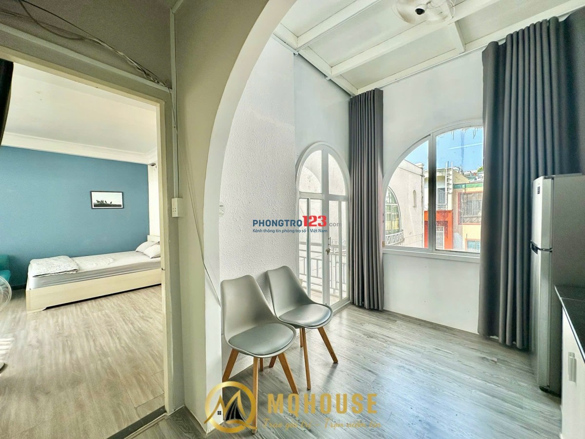 Căn Hộ 1Pn 55m2 balcony máy giặt riêng cửa sổ trời, dọn phòng hằng tuần Nhà thờ Đức Bà, Bason