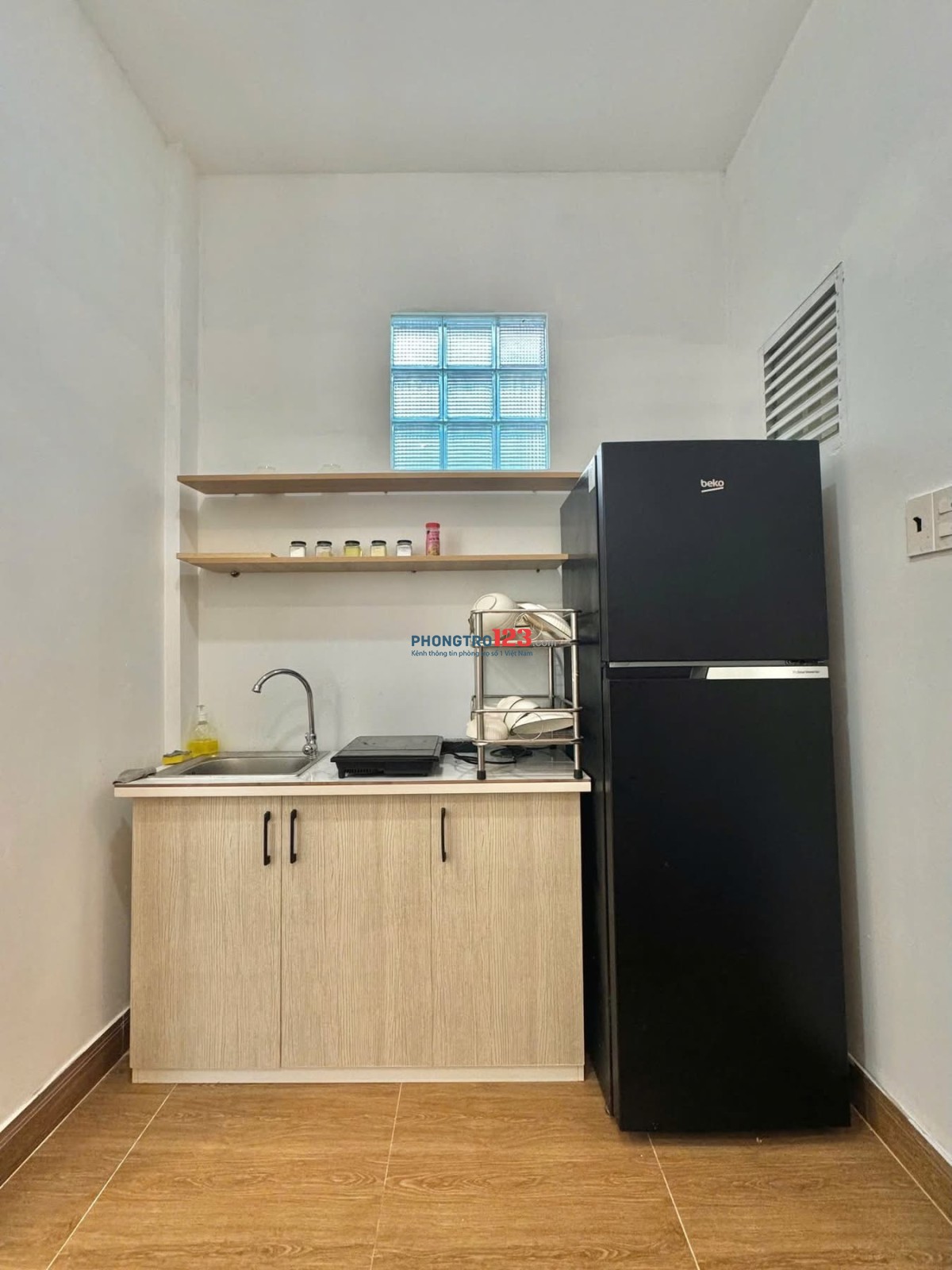 NHÀ TRỌ MỚI XÂY - FULL NỘI THẤT NGAY CẦU VƯỢT HOÀNG HOA THÁM