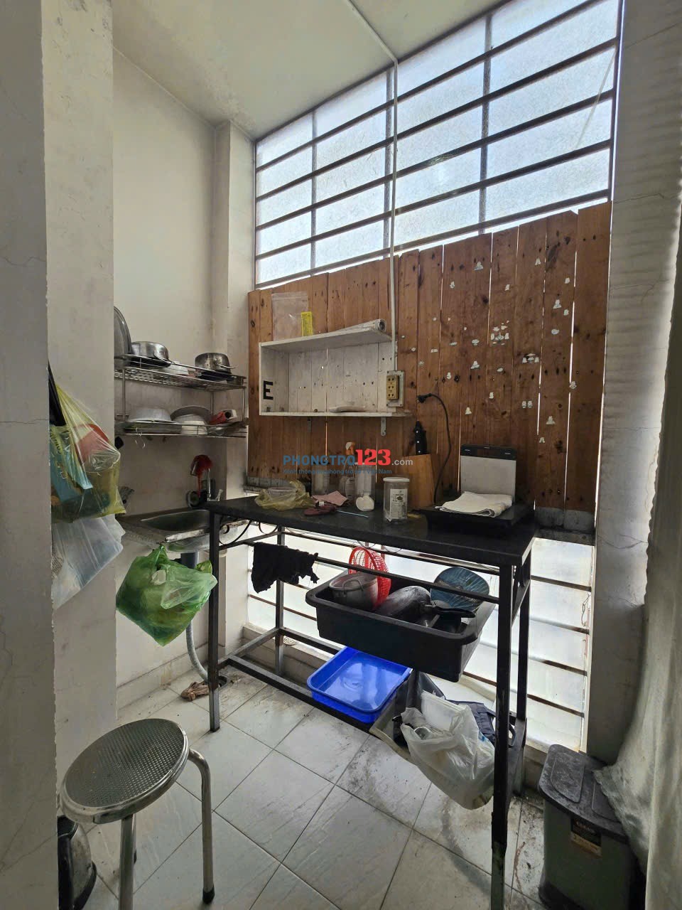 Trọ quận 1 gần Bùi Viên, Chợ Bến Thành, VLU. Full nội thất, ban công to cho nuôi pet