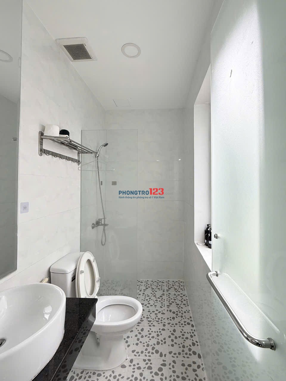 STUDIO BAN CÔNG – CÓ BỒN TẮM SIÊU CHILL TẠI PHẠM THÁI BƯỜNG, TÂN PHONG, Q7 