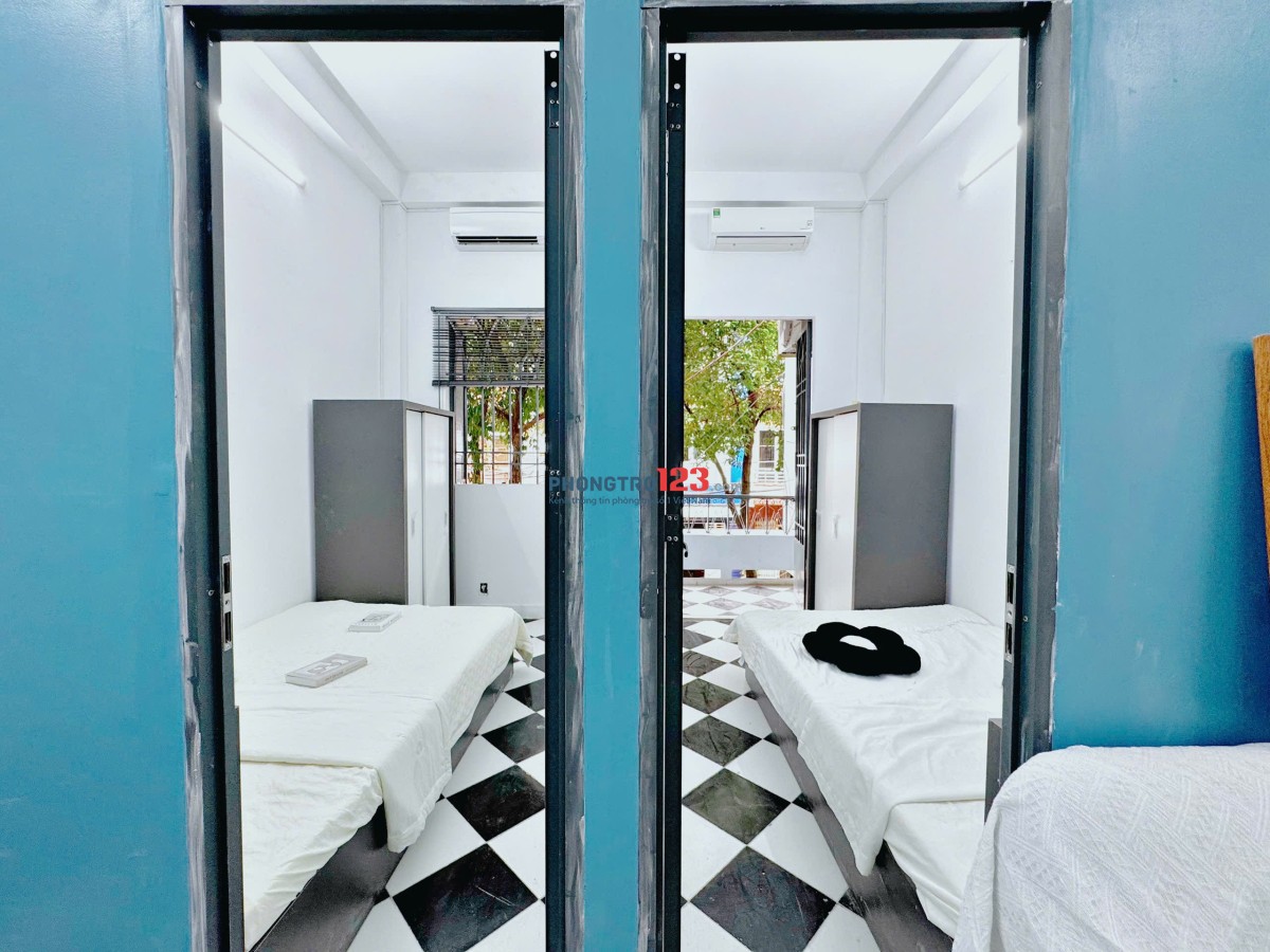 Căn hộ 2pn mới tinh - Full nội thất - có cửa sổ trời, ban công cực thoáng