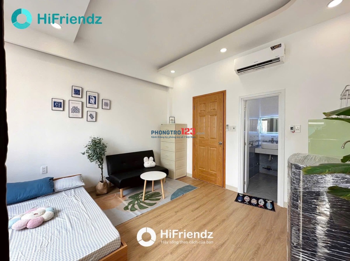 PHÒNG MỚI XÂY GIÁ TỐT NGAY HOÀNG HOA THÁM, FULL NỘI THẤT, BAN CÔNG, GẦN ETOWN CỘNG HOÀ