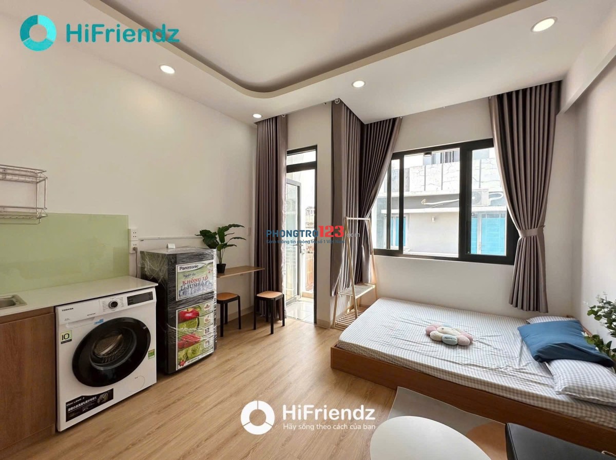 PHÒNG MỚI XÂY GIÁ TỐT NGAY HOÀNG HOA THÁM, FULL NỘI THẤT, BAN CÔNG, GẦN ETOWN CỘNG HOÀ