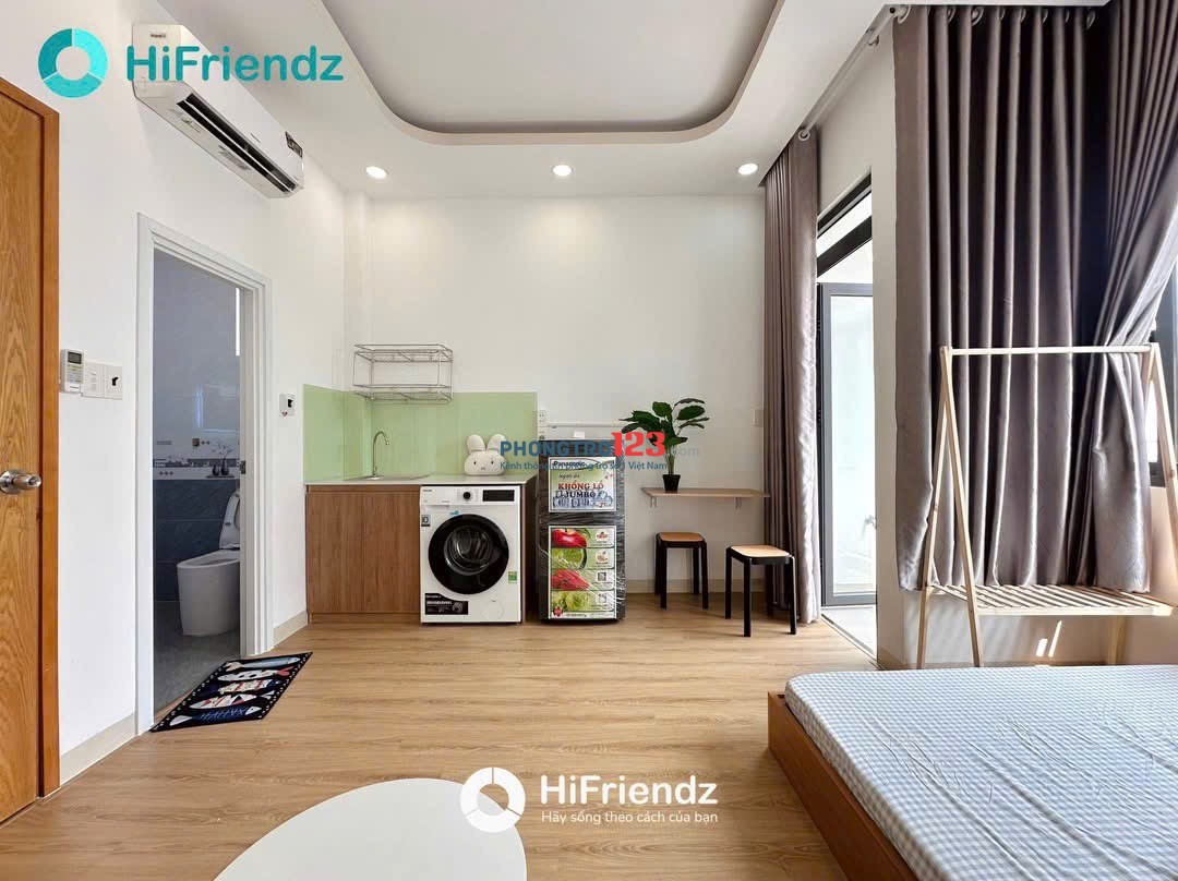 PHÒNG MỚI XÂY GIÁ TỐT NGAY HOÀNG HOA THÁM, FULL NỘI THẤT, BAN CÔNG, GẦN ETOWN CỘNG HOÀ