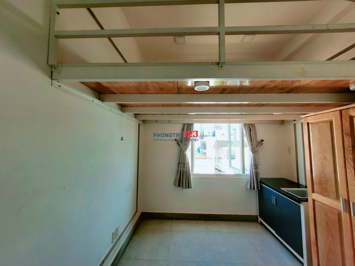 GÁC LỬNG ĐẦY ĐỦ TIỆN NGHI, CỬA SỔ, AN NINH ĐƯỜNG KHUÔNG VIỆT CẠNH ĐH VĂN HIẾN