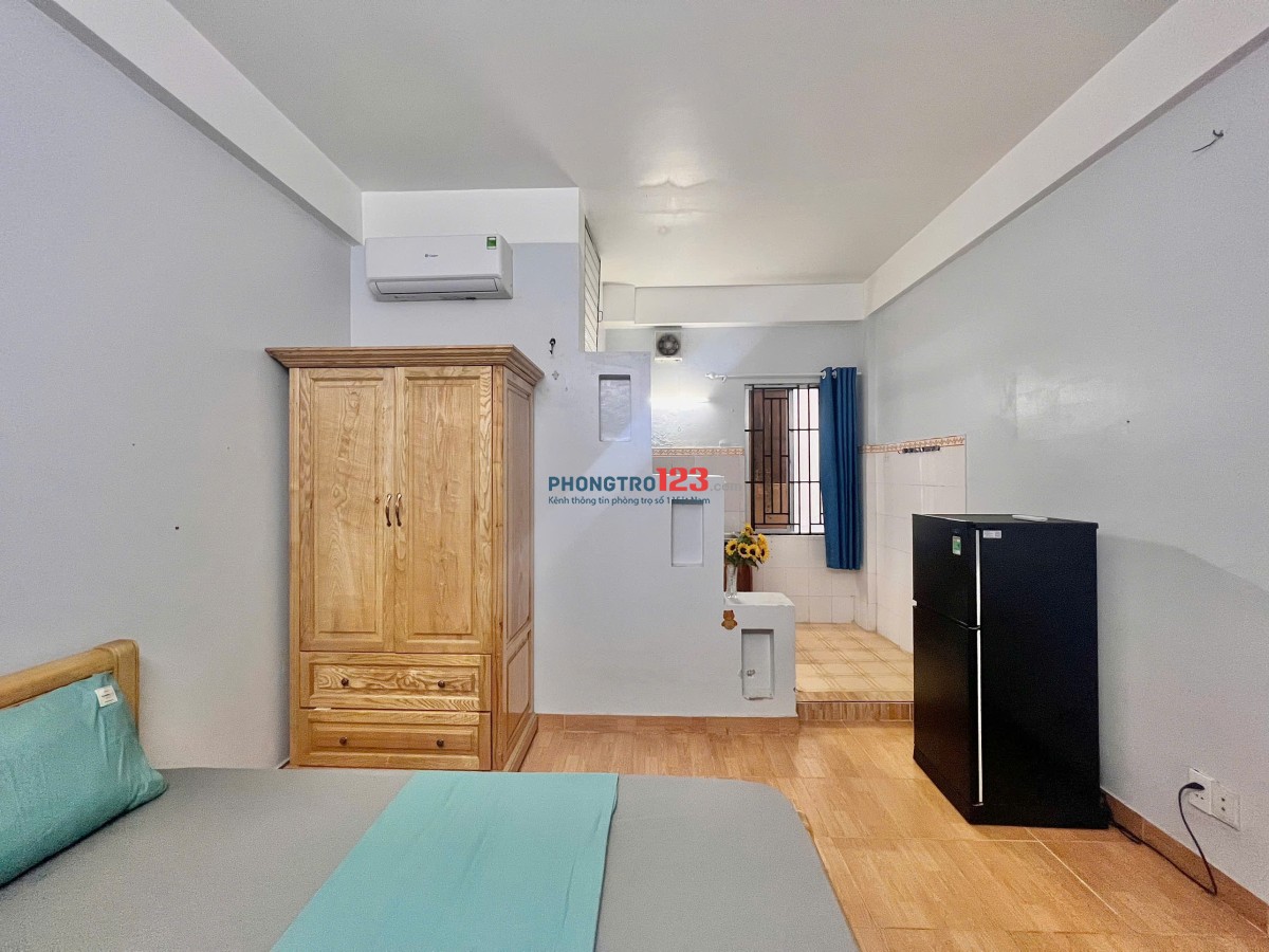 PHÒNG 25m2 FULL TIỆN NGHI NGUYỄN THỊ THẬP GẦN CHỢ TÂN MỸ