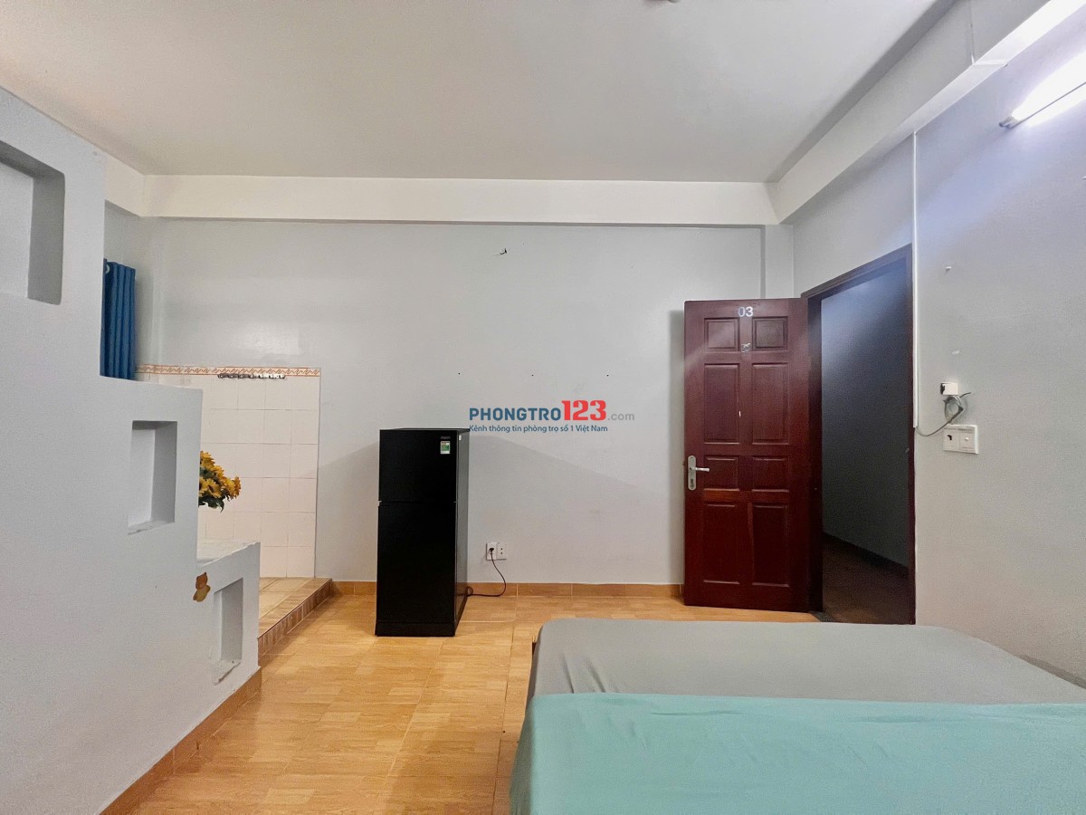 PHÒNG 25m2 FULL TIỆN NGHI NGUYỄN THỊ THẬP GẦN CHỢ TÂN MỸ