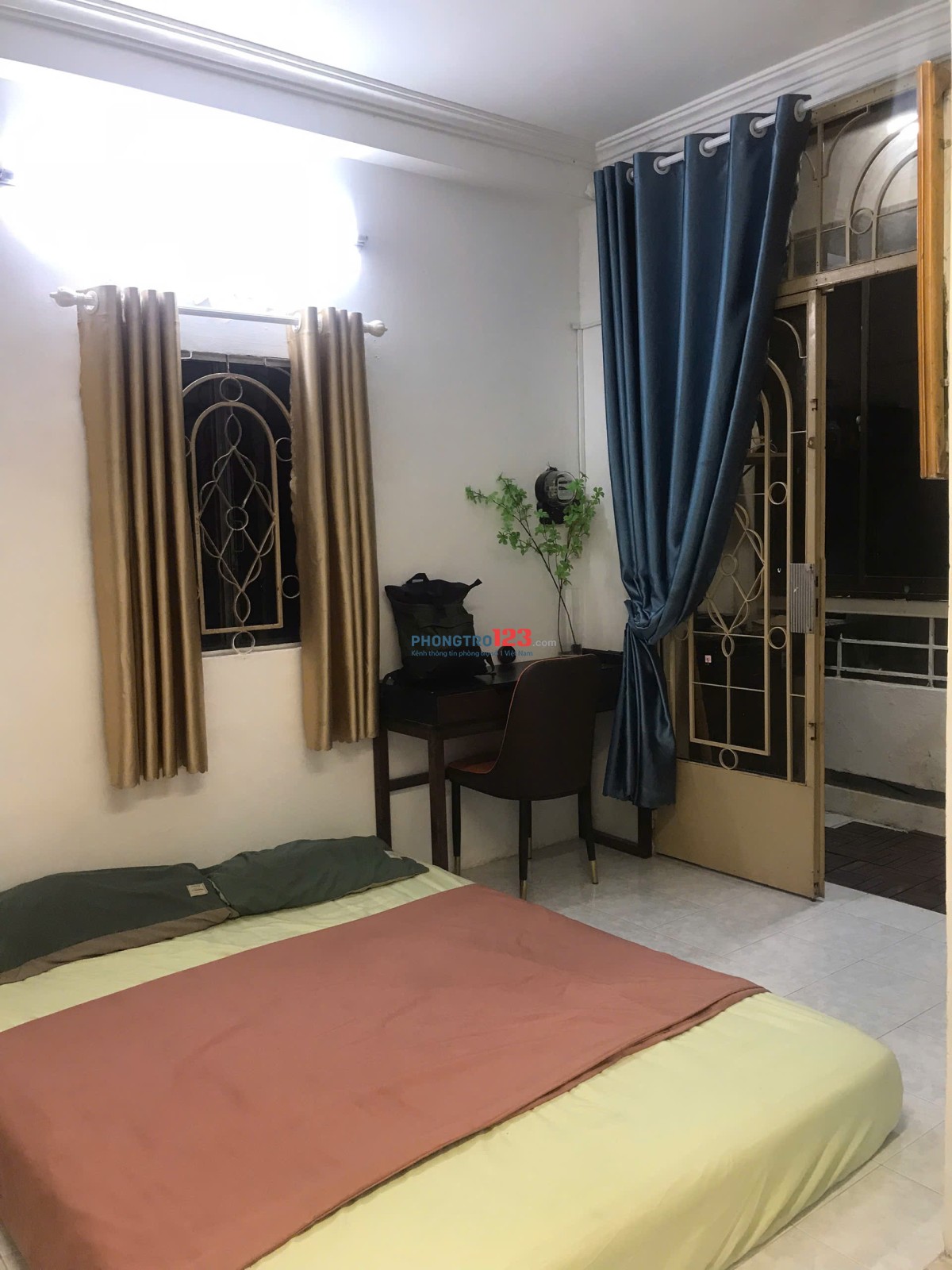 Cho thuê phòng trọ ban công + cửa sổ thoáng mát – giá cực tốt! Đường Trần Đình Xu, Quận 1