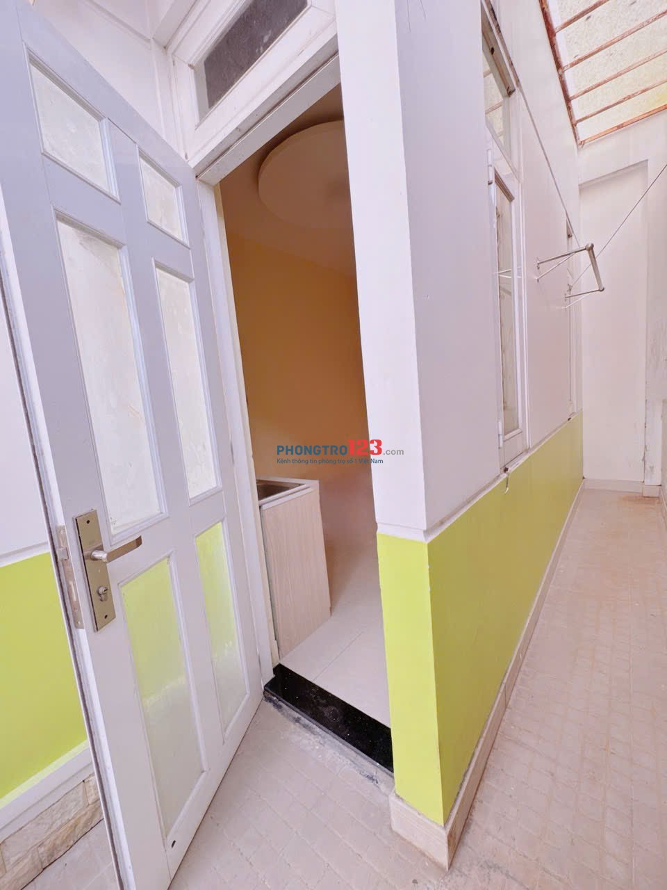 PHÒNG ĐẸP GIÁ RẺ. GIÁ: 3tr8 – FULL NỘI THẤT – BAN CÔNG TO + CỬA SỔ